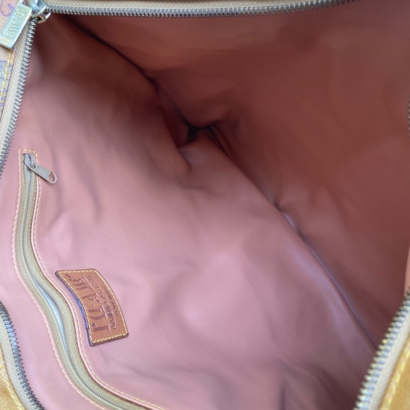 Authentic Alviero Martini - Picture 8 of 13